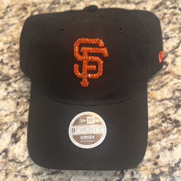 San Francisco Giants WOMENS Swarovski Bling New Era Adjustable Cap Hat NEW
